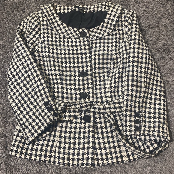 Houndstooth pattern, vintage Willie Smith with belt, waist length, coat - Picture 3 of 6